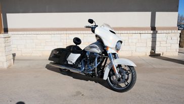 USED 2014 HARLEY STREET GLIDE SPECIAL 