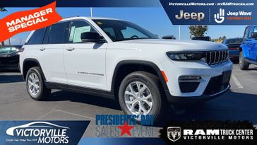 2023 Jeep Grand Cherokee Limited 4x4 in a Bright White Clear Coat exterior color and Global Blackinterior. Victorville Motors Chrysler Jeep Dodge RAM Fiat 760-513-6916 victorvillemotors.com 
