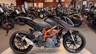 Used 2023 KTM Duke 390