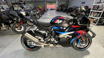 New 2025 BMW M 1000 RR 