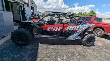 2025 Can-Am MAVERICK MAX DS 64 TURBO FIERY RED AND HYPER SILVER