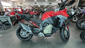 New 2025 Ducati MULTISTRADA V4 