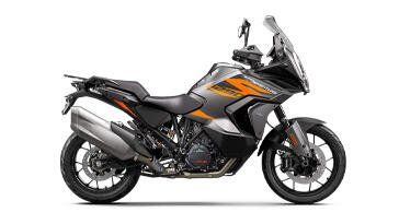 2023 KTM 1290 SUPER ADVENTURE S in a BLACK exterior color. Family PowerSports (877) 886-1997 familypowersports.com 