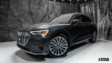 2019 Audi e-tron Prestige