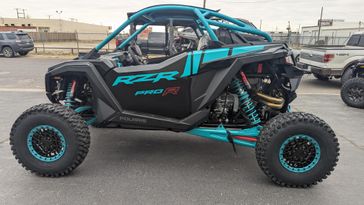 2025 Polaris RZR PRO R ULTIMATE BLACK CRYSTAL AND RADIANT GREEN