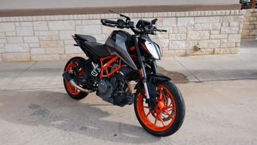 USED 2021 KTM DUKE 390 