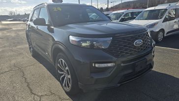 2024 Ford Explorer St-line