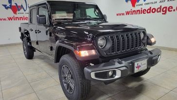 2024 Jeep Gladiator Sport