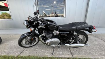 Used 2022 Triumph BONNEVILLE T-120 