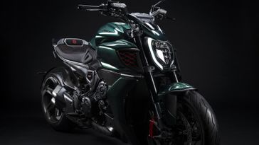 2024 Ducati DIAVEL V4 BENTLEY