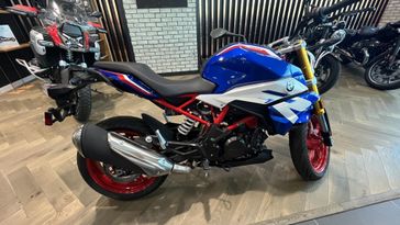 2025 BMW G 310 R