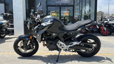 2025 BMW F 900 R 