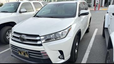 2019 Toyota Highlander Limited Platinum