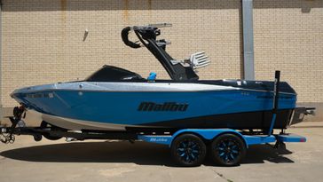 USED 2024 MALIBU WAKESETTER 23LSV 