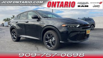 2024 Dodge Hornet R/T in a 8 Ball exterior color and Blackinterior. Ontario Auto Center ontarioautocenter.com 