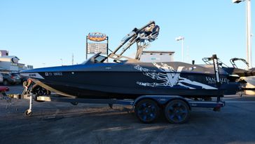 USED 2014 AXIS A22 
