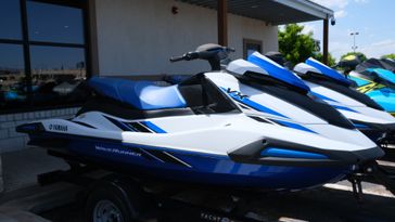 2023 YAMAHA VX WHITEAZURE BLUE  in a WHITE/ BLUE exterior color. Family PowerSports (877) 886-1997 familypowersports.com 