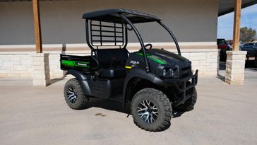 NEW 2026 KAWASAKI MULE SX 4X4 XC LE  in a METALLIC ONYX BLACK exterior color. Family PowerSports (877) 886-1997 familypowersports.com 