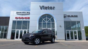 Used 2017 Jeep Grand Cherokee Laredo