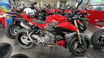 2025 Ducati Streetfighter V2