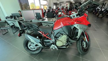 New 2025 Ducati MULTISTRADA V4 