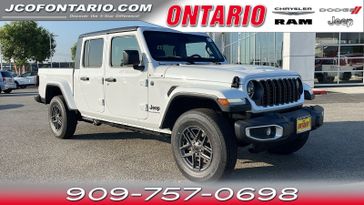 2024 Jeep Gladiator Sport S