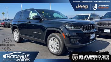 2024 Jeep Grand Cherokee Laredo X 4x4