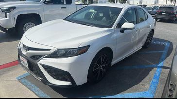 Used 2022 Toyota Camry SE