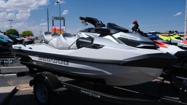 2024 SEADOO GTX LIMITED 300 WITH SOUND SYSTEM IDF WHITE PEARL 