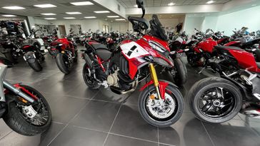 2023 Ducati Multistrada in a PIKES PEAK LIVERY exterior color. BMW Motorcycles of Jacksonville (904) 375-2921 bmwmcjax.com 