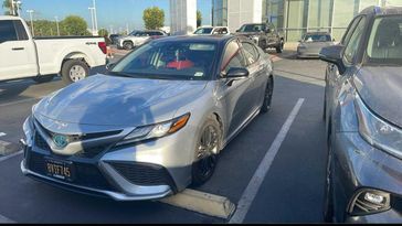 Used 2021 Toyota Camry Hybrid XSE