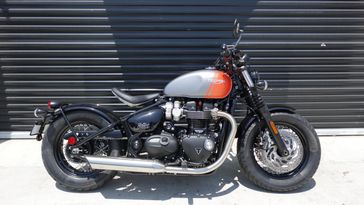 New 2025 Triumph Bonneville Bobber Euro 5a Base 