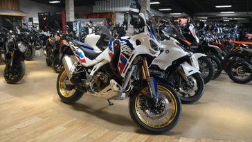 2025 Honda AFRICA TWIN ADV SP ES 