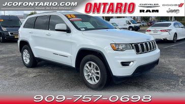 2020 Jeep Grand Cherokee Laredo