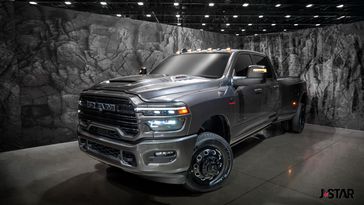 2025 RAM 3500 Laramie Crew Cab 4x4 8' Box
