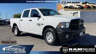 2024 RAM 1500 Classic Tradesman Crew Cab 4x4 5'7' Box