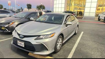 2021 Toyota Camry Hybrid LE