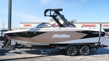NEW 2026 MALIBU 23 LSV 