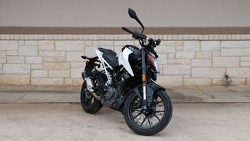 2022 KTM Duke 390