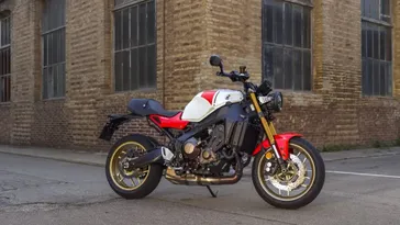 2025 XSR900