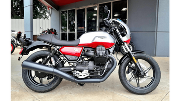 2024 Moto Guzzi V7 Stone Corsa