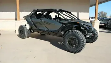 NEW 2026 CAN-AM MAVERICK R MAX X RC WITH SMART-SHOX 999T DCT 
