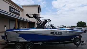 USED 2023 AXIS A225 