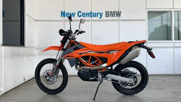 2024 KTM 690 ENDURO R  in a ORANGE exterior color. New Century Motorcycles 626-943-4648 newcenturymoto.com 