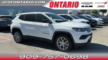 2024 Jeep Compass Latitude Lux