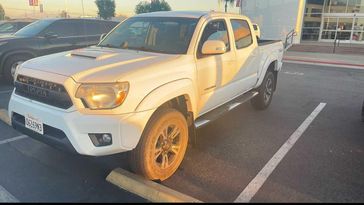 2014 Toyota Tacoma PreRunner 2WD Double Cab V6 AT