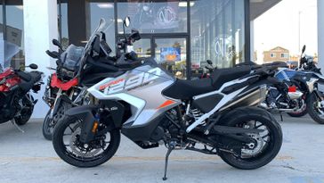 New 2024 KTM 1290 SUPER ADVENTURE S 