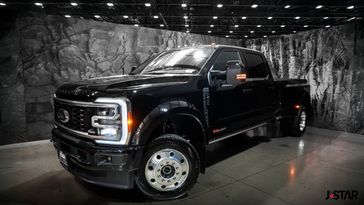 2025 Ford F-450 Platinum Black Metallic