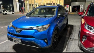 2017 Toyota RAV4 SE