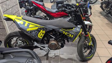 2023 HUSQVARNA SUPERMOTO 701